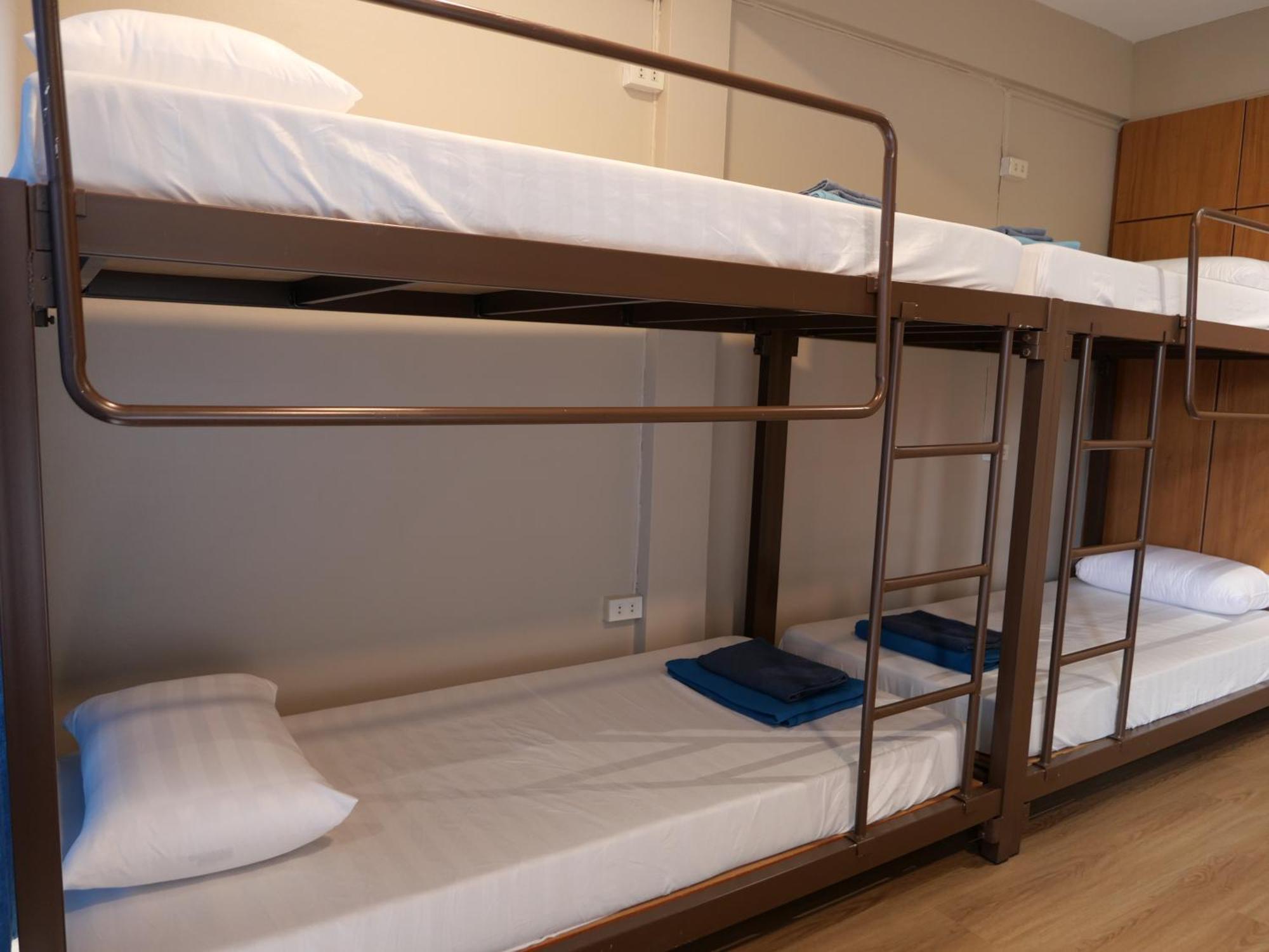 Films House Hostel Bangsaen Dış mekan fotoğraf