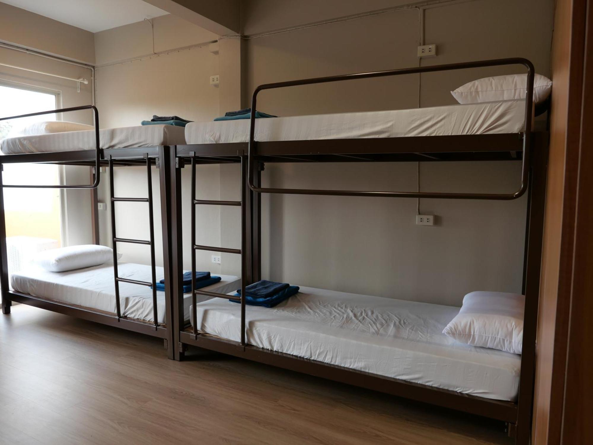 Films House Hostel Bangsaen Dış mekan fotoğraf