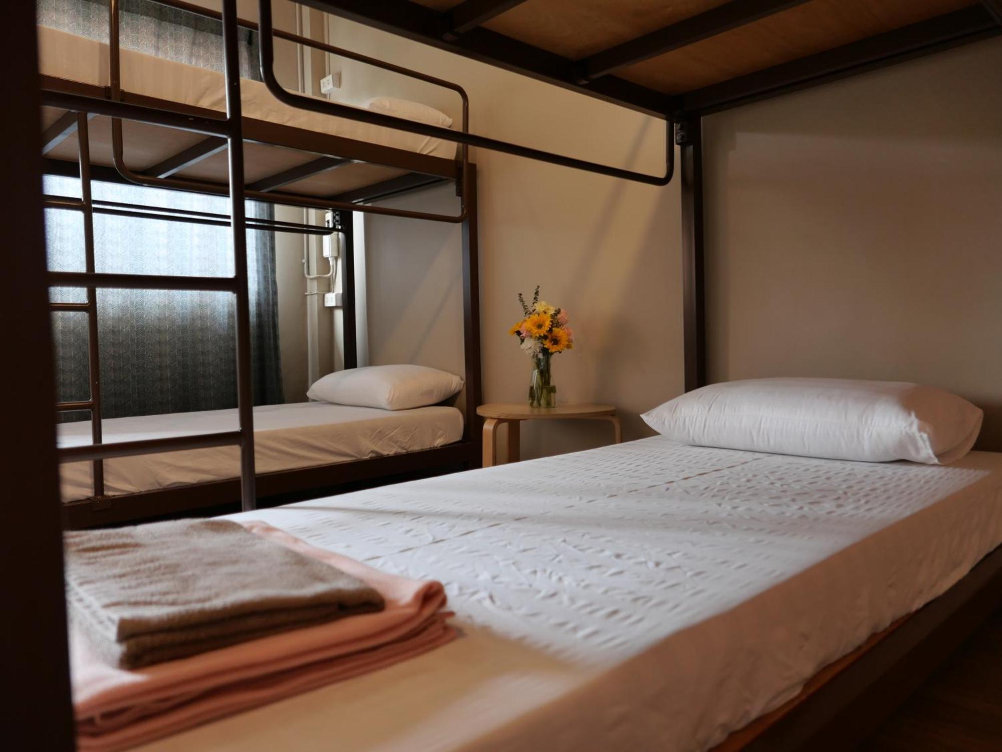 Films House Hostel Bangsaen Dış mekan fotoğraf