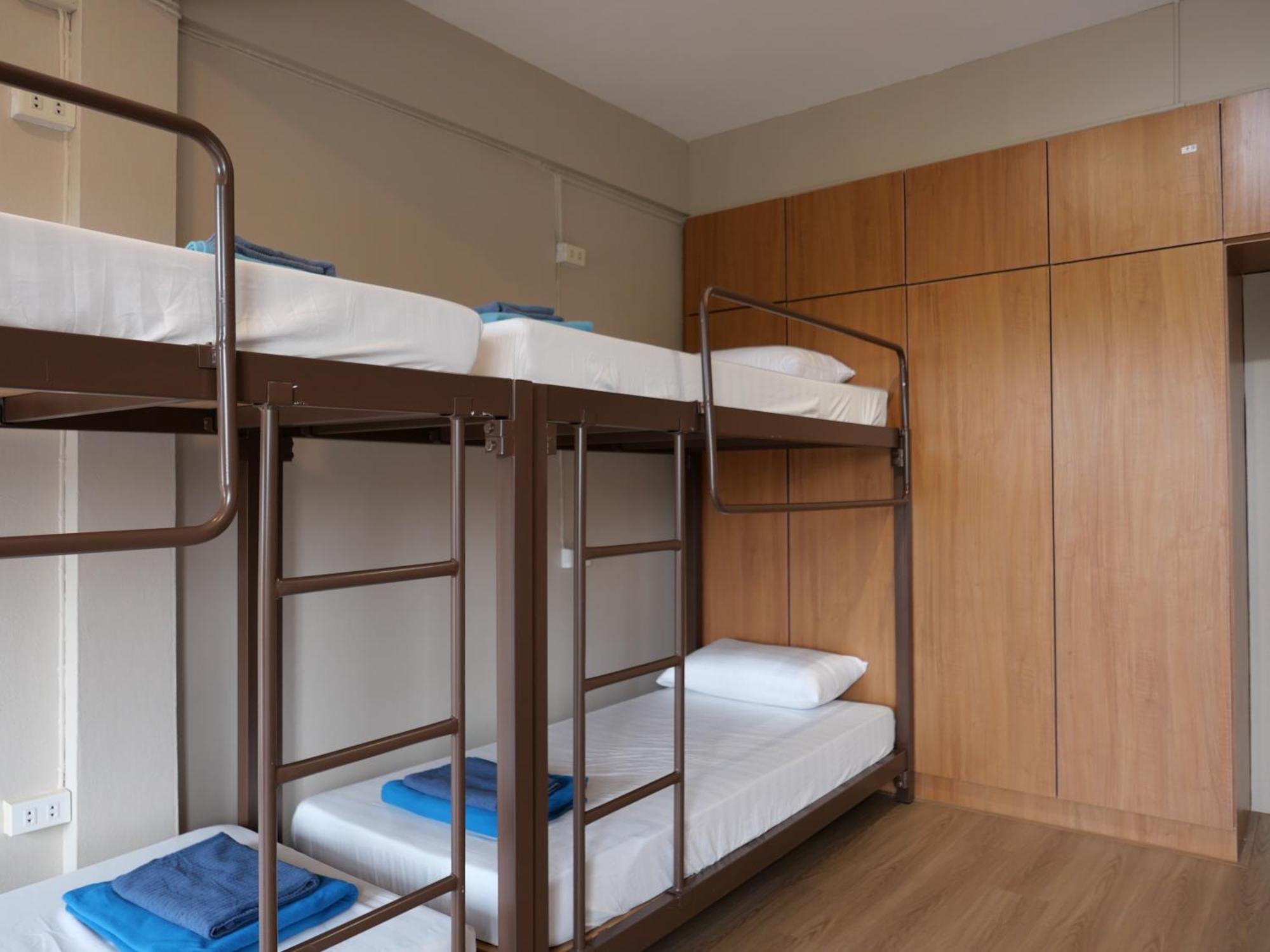 Films House Hostel Bangsaen Dış mekan fotoğraf