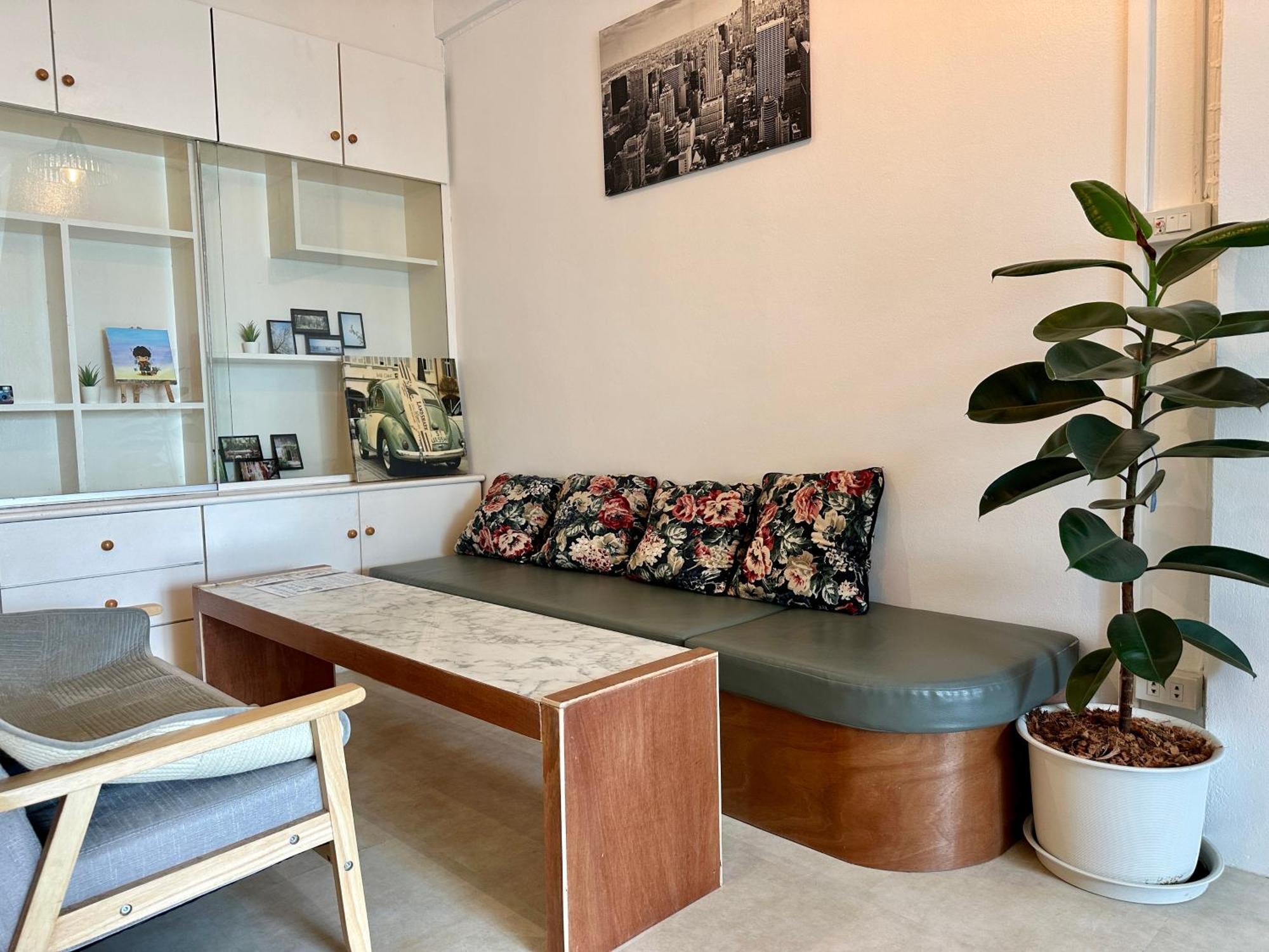 Films House Hostel Bangsaen Dış mekan fotoğraf
