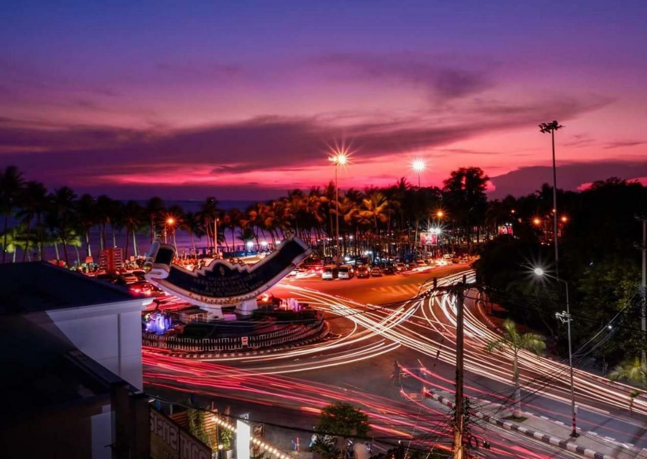 Films House Hostel Bangsaen Dış mekan fotoğraf